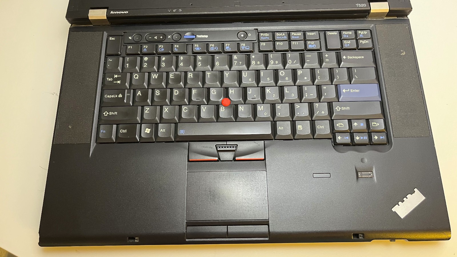 ThinkPad T520 15.6″ Intel Core i5 8GB RAM 240GB SSD Windows 10