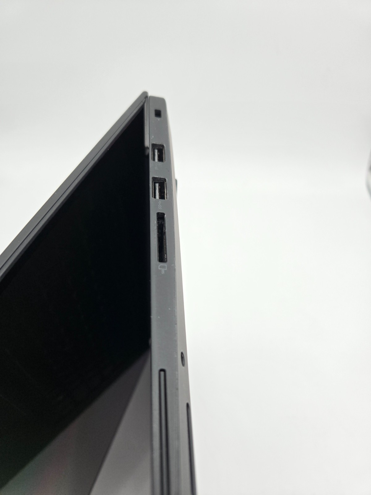 Lenovo P1 | OLED Touch | P2000 | Xeon E-2176M | 32GB RAM | 512GB SSD | Burn-in