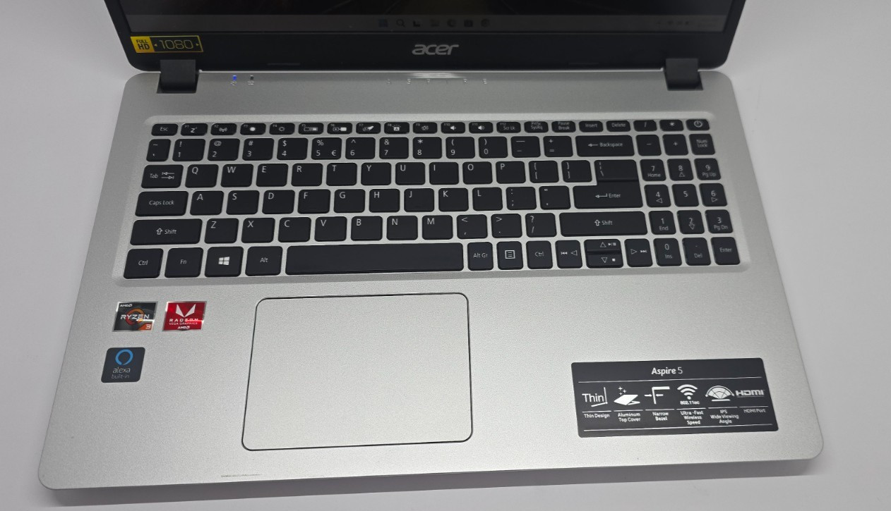 Acer Aspire 5 A515-43 15.6″ Slim Laptop Ryzen 3 3200U 8GB RAM 128GB SSD Windows