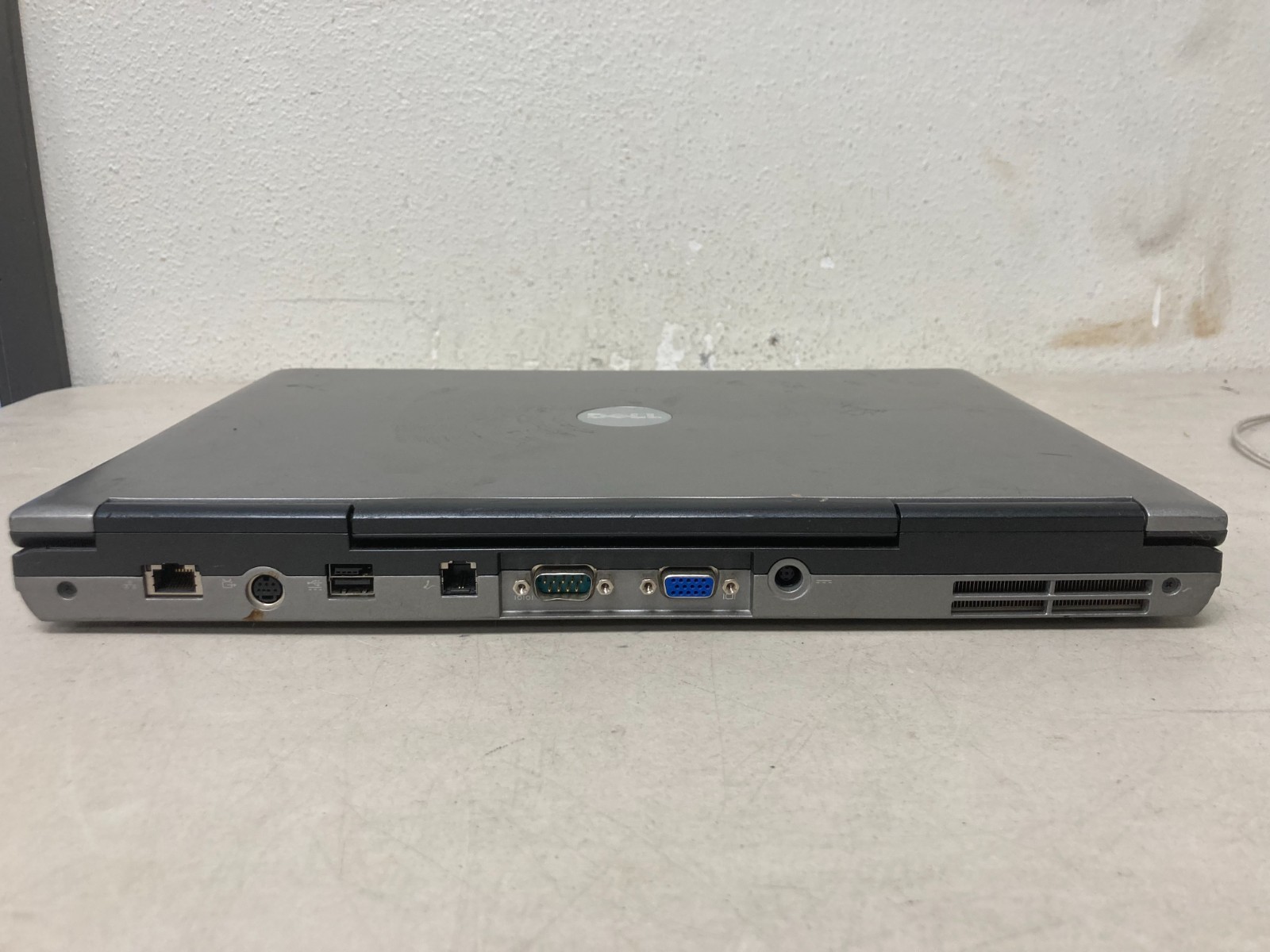 Dell Laptop Core 2 Duo 2.40GHz 2GB RAM 100GB HDD Windows X11