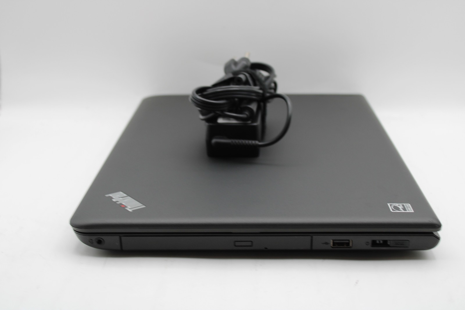 Lenovo ThinkPad E550 i5-5200U @ 2.2 GHz 4GB RAM No SSD No OS