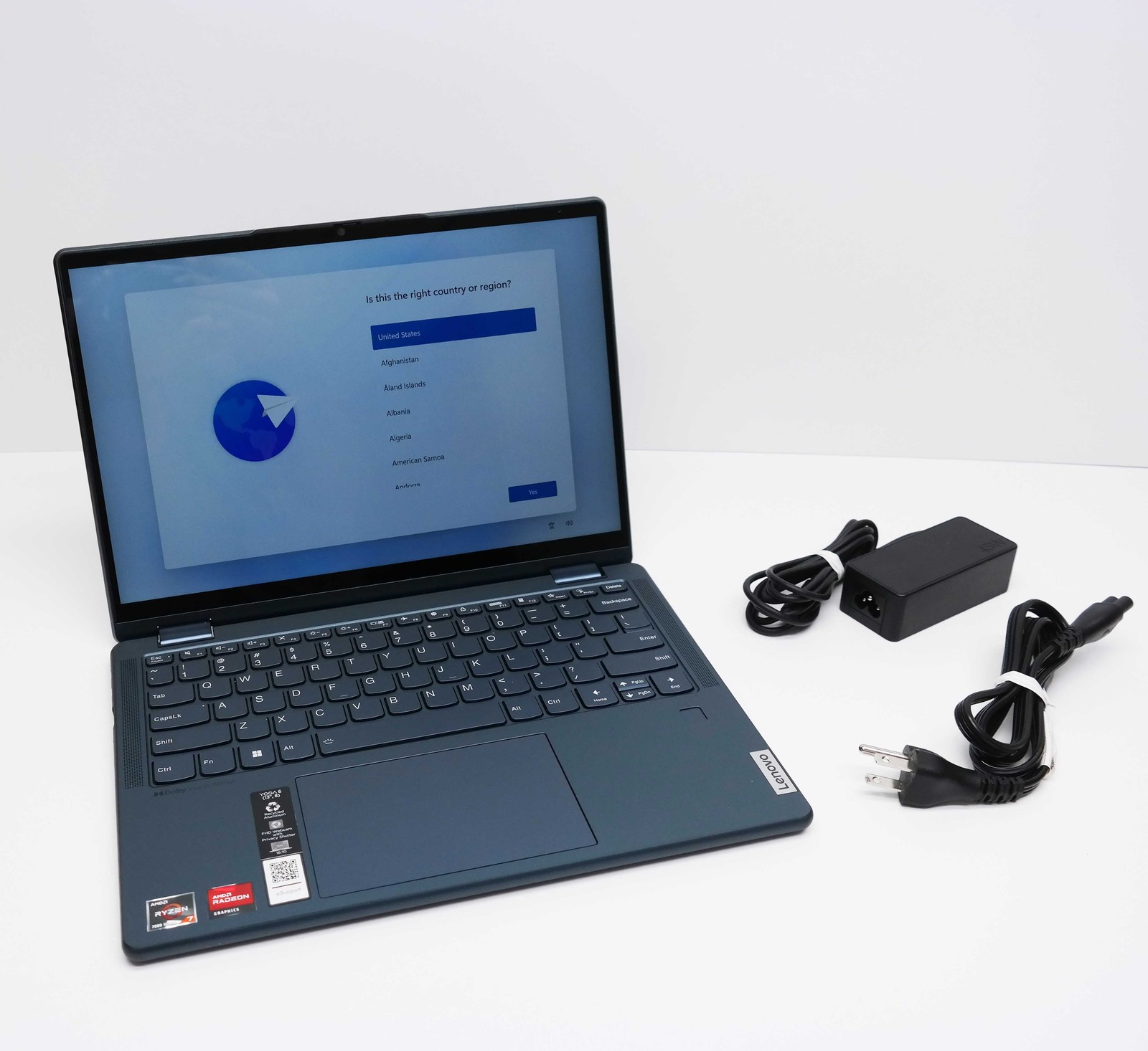 Lenovo Yoga 6 13ABR8 13″ AMD Ryzen 7 7730U 16GB RAM 512GB SSD