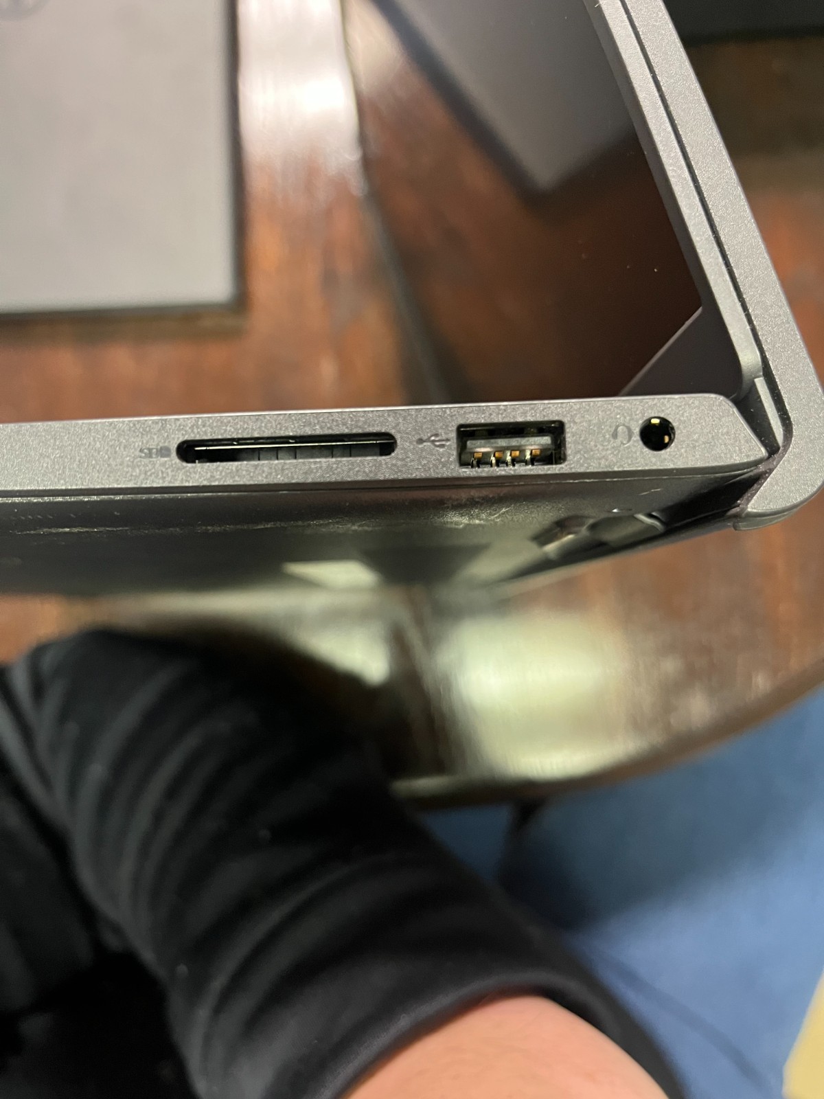 Dell Inspiron 15 3000 15.6″ (256GB SSD, Intel Celeron N4020, 1.10GHz, 8GB…