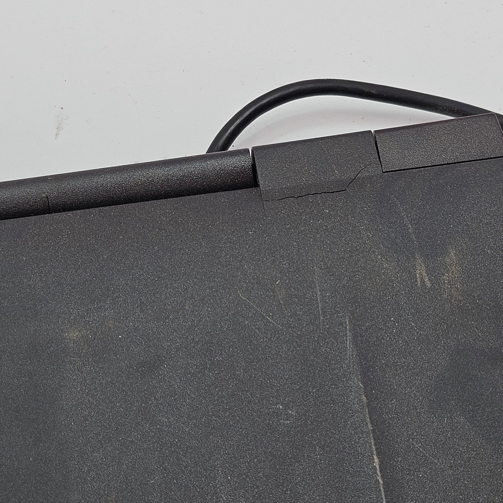 Vintage Dell Latitude CPi D266XT Pentium II 266 Laptop + Case + AC Adapter