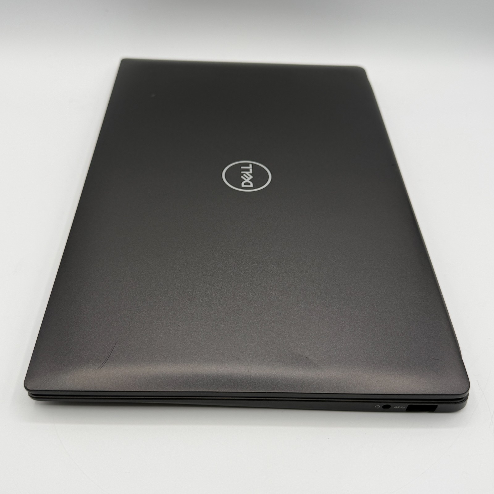 Dell Latitude 3301 13.3″ i3-8145U 4GB RAM 256GB SSD Windows 11 Pro Education