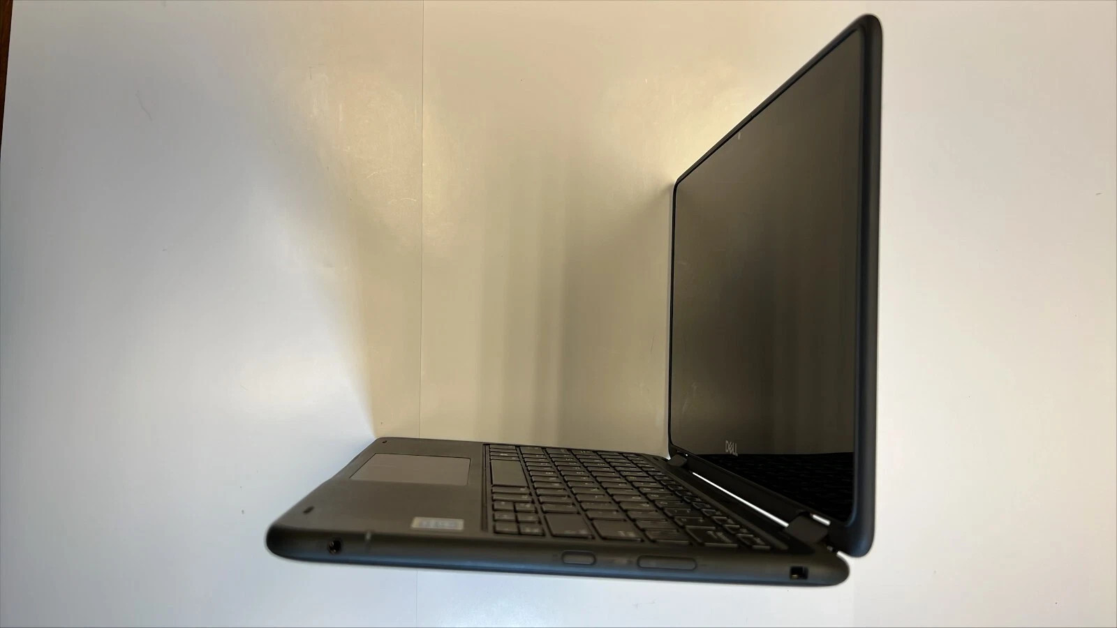 Dell Latitude 11 3190 2-in-1 Intel N5030 8GB 128GB SSD. Windows 10