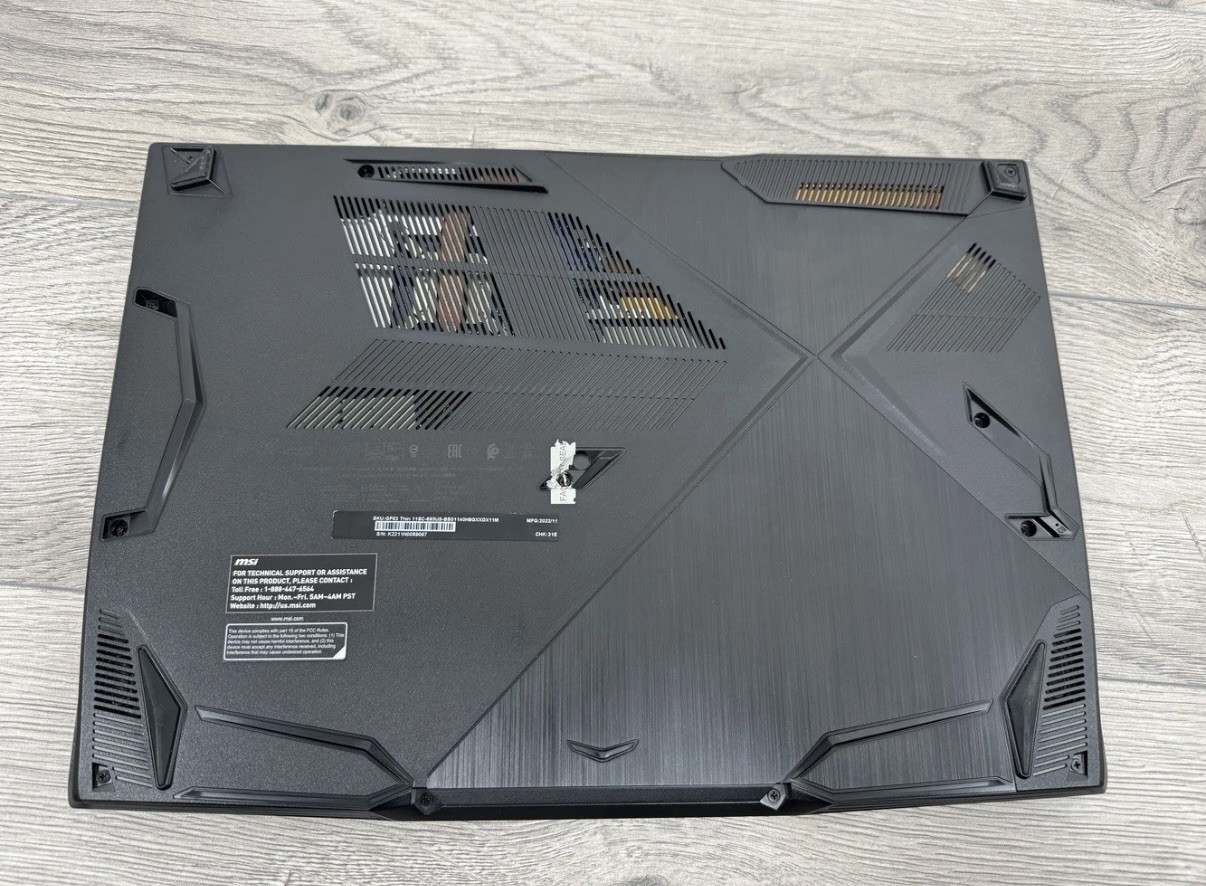 MSI GF63 Thin 11SC-693 GTX 1650 Core i5-11400H 2.7GHz 8GB RAM 256GB SSD 15.6″