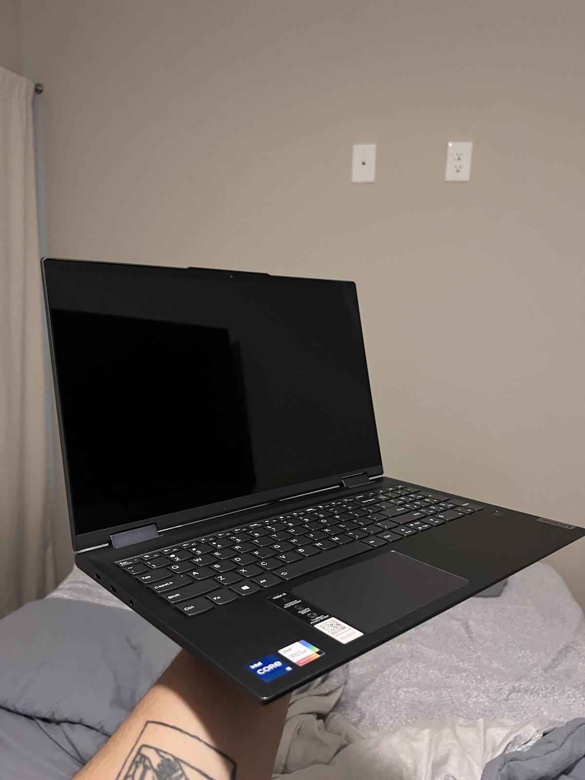 Lenovo Yoga 7i Intel Core i5 2 in 1 Laptop/Tablet with Stylus Touchscreen