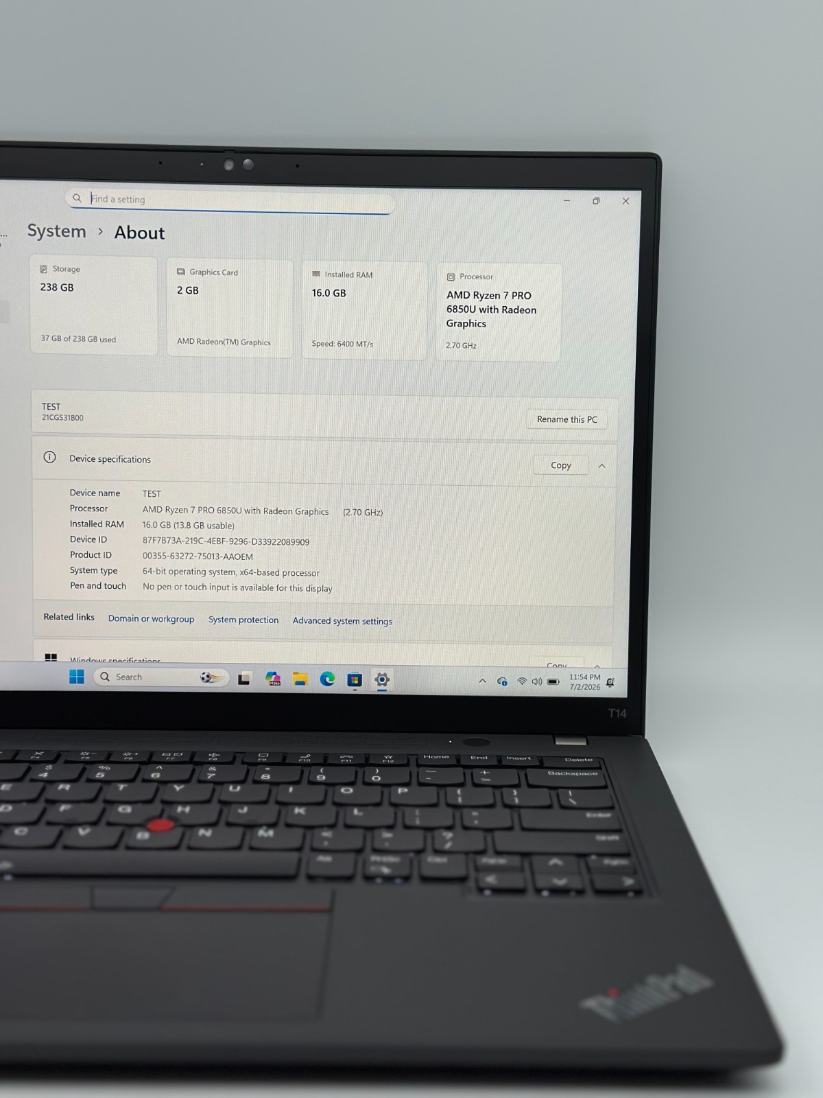 Lenovo ThinkPad T14 Gen 3 Laptop AMD RYZEN 7 PRO 6850U 16GB RAM 256GB SSD W11P