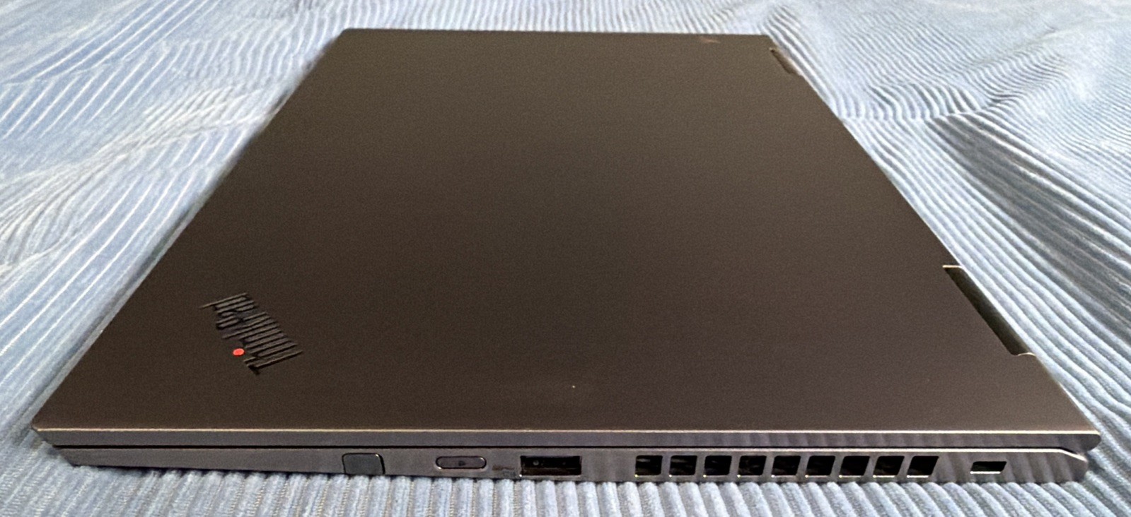 Lenovo ThinkPad X1 Yoga Gen 4, 16GB RAM, 512GB SSD, i7-8565U