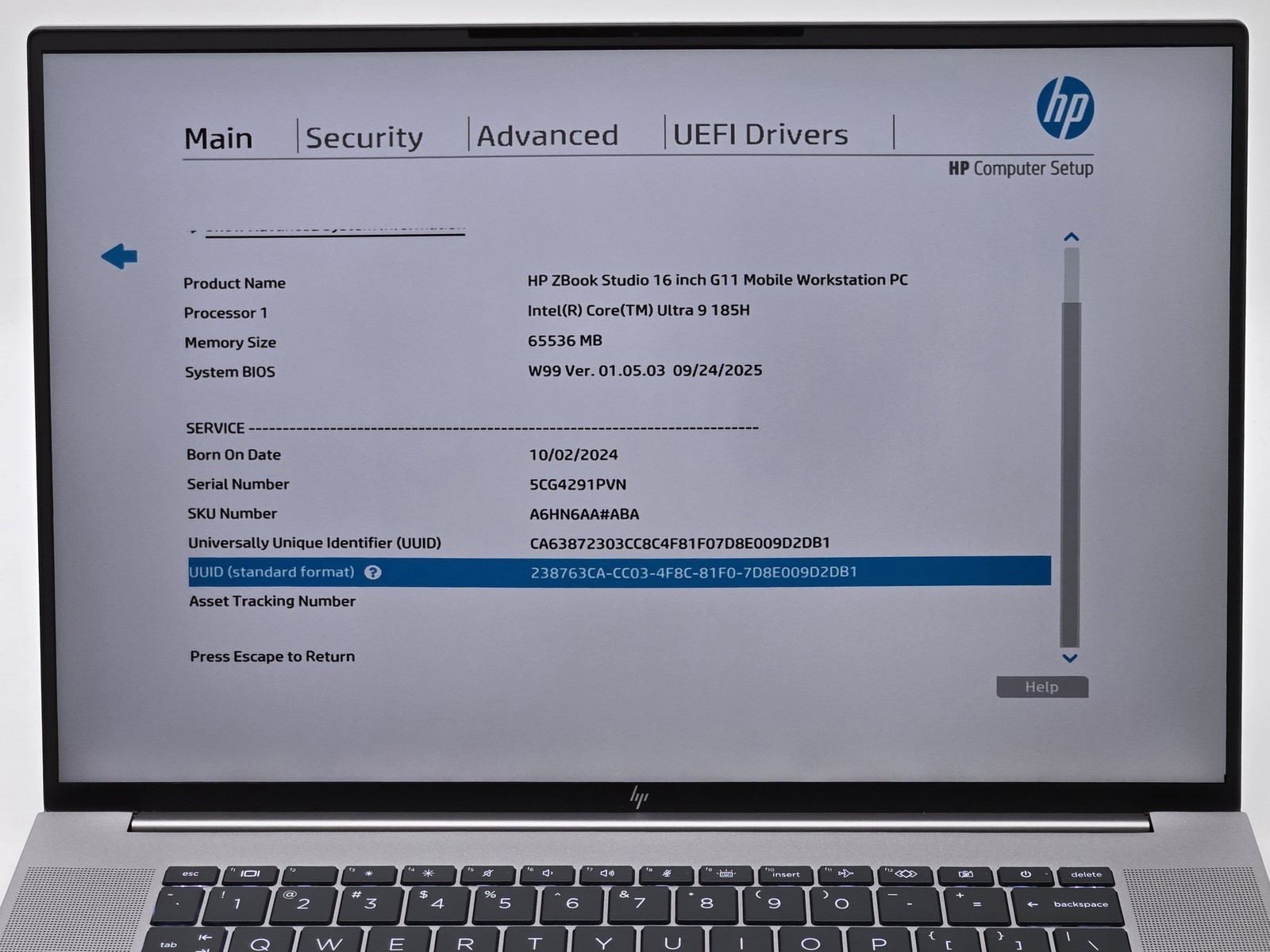 HP ZBook Studio 16 G11 Ultra 9 185H RTX 3000 Ada 64GB 1TB 4K Grade C
