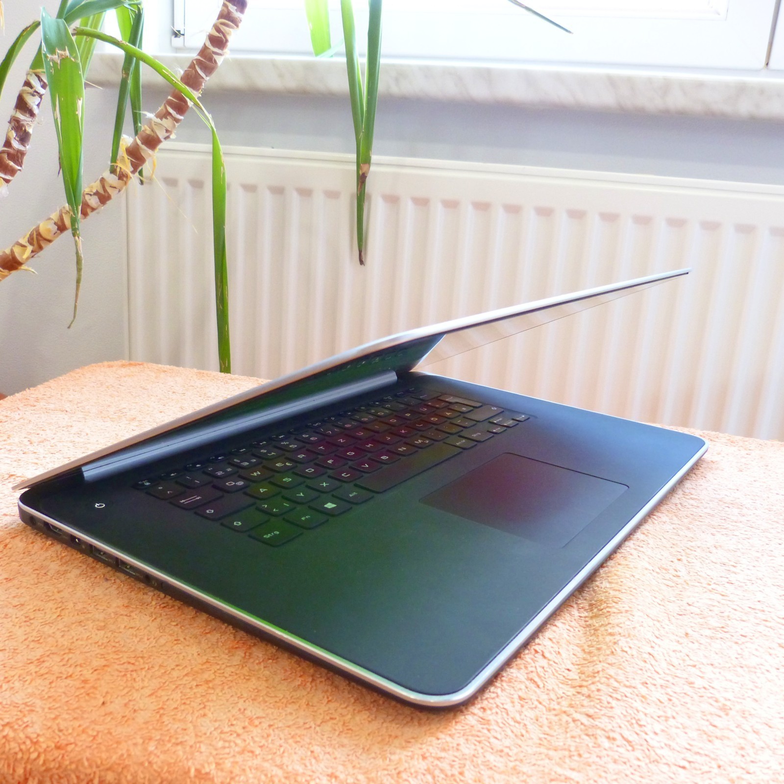 Dell XPS 15 9530 Carbon Fiber Magnesium 15-inch 4K Ultra | 1TB SSD |…