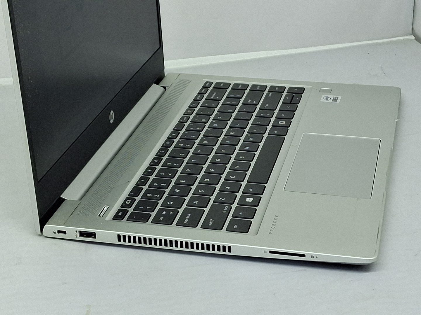 HP ProBook 440 G7 – i5-10210U – 256GB, 8GB – Windows 11, 14″ – Adapter included