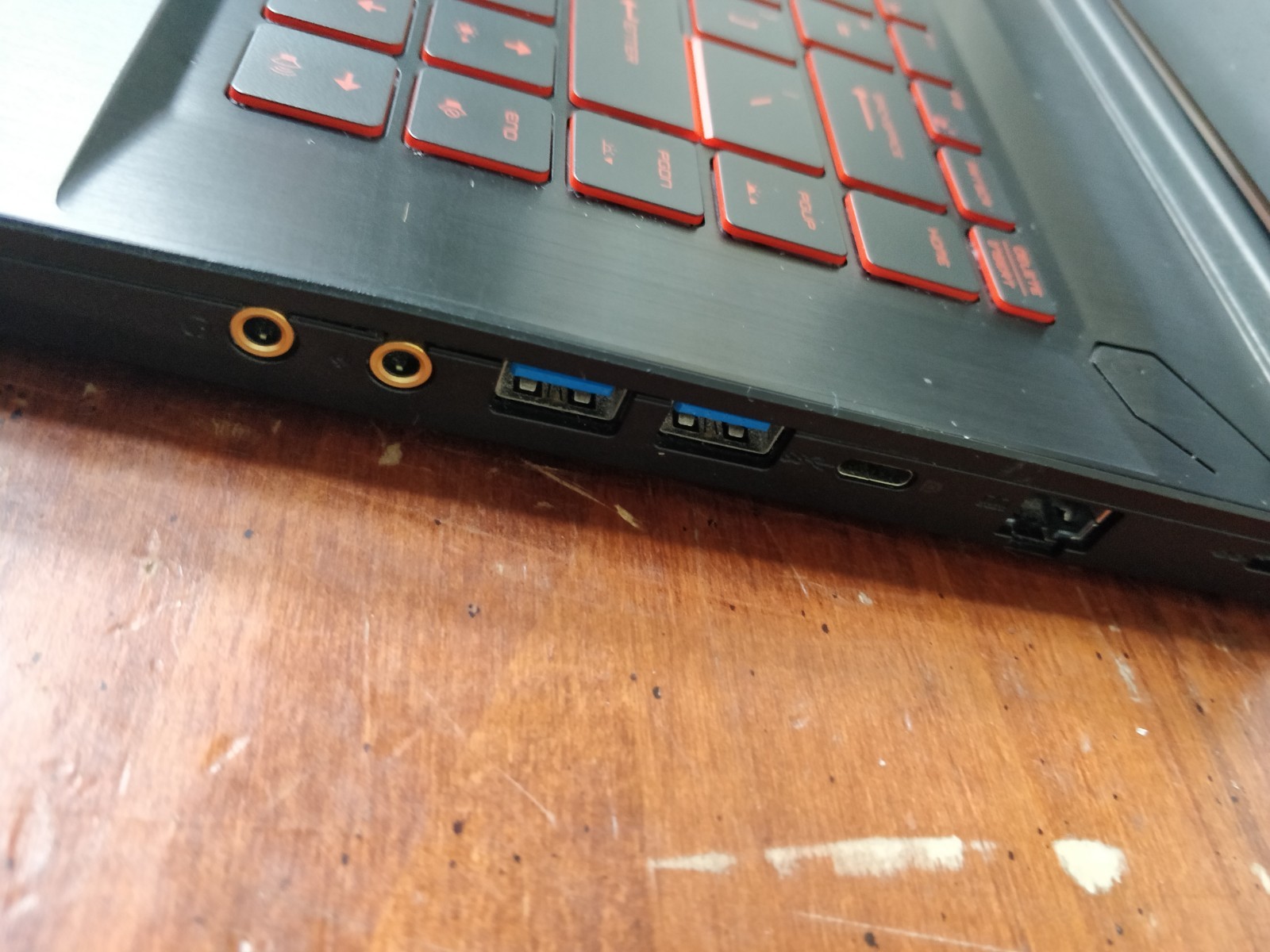 MSI Thin GF63 INTEL CORE I7-10750H@2.60GHz 8GB RAM GTX 3050 NO DRIVE PARTS 9034
