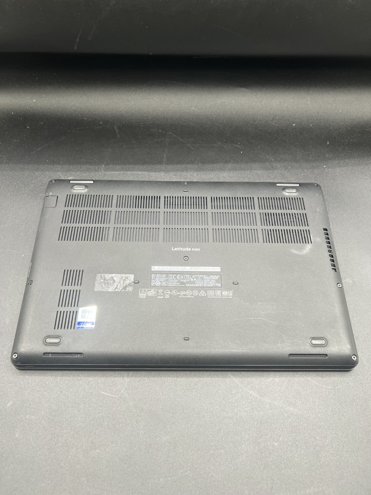 Dell Latitude 5400 14″ Intel Core i5-8365U 16GB RAM NO HDD NO OS