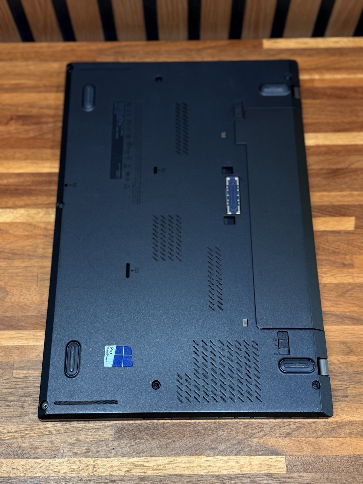 Lenovo ThinkPad T450s – i7-5600U, 8GB RAM, 180GB Intel SSD, Windows 11 Pro