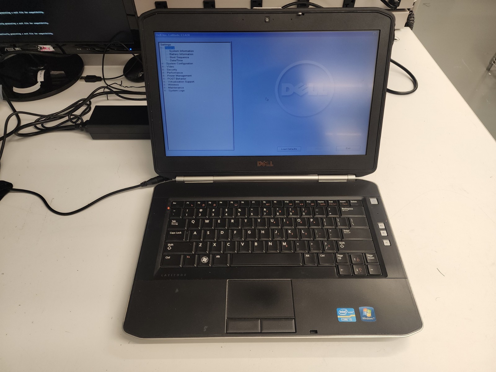 DELL LATITUDE E5420 15″ i5-2430M 2.40 GHz 8GB No Hdd