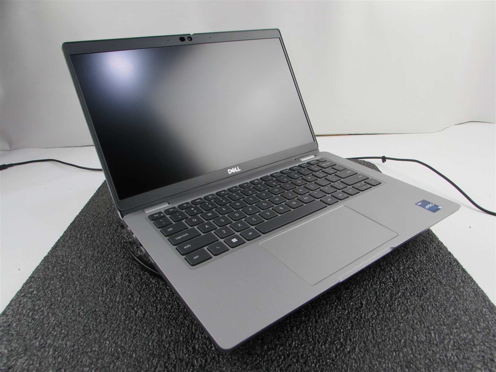 DELL LATITUDE 5330 FHD TOUCHSCREEN I5-1245U 10 CORE 512GB 16GB RAM NO O.S/BATT