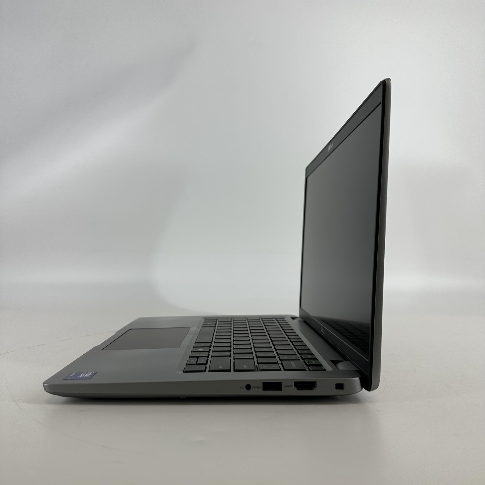 Dell Latitude 5450 14 FHD TOUCH 1.4 GHz Ultra 7 165H 32GB 512GB SSD Excellent