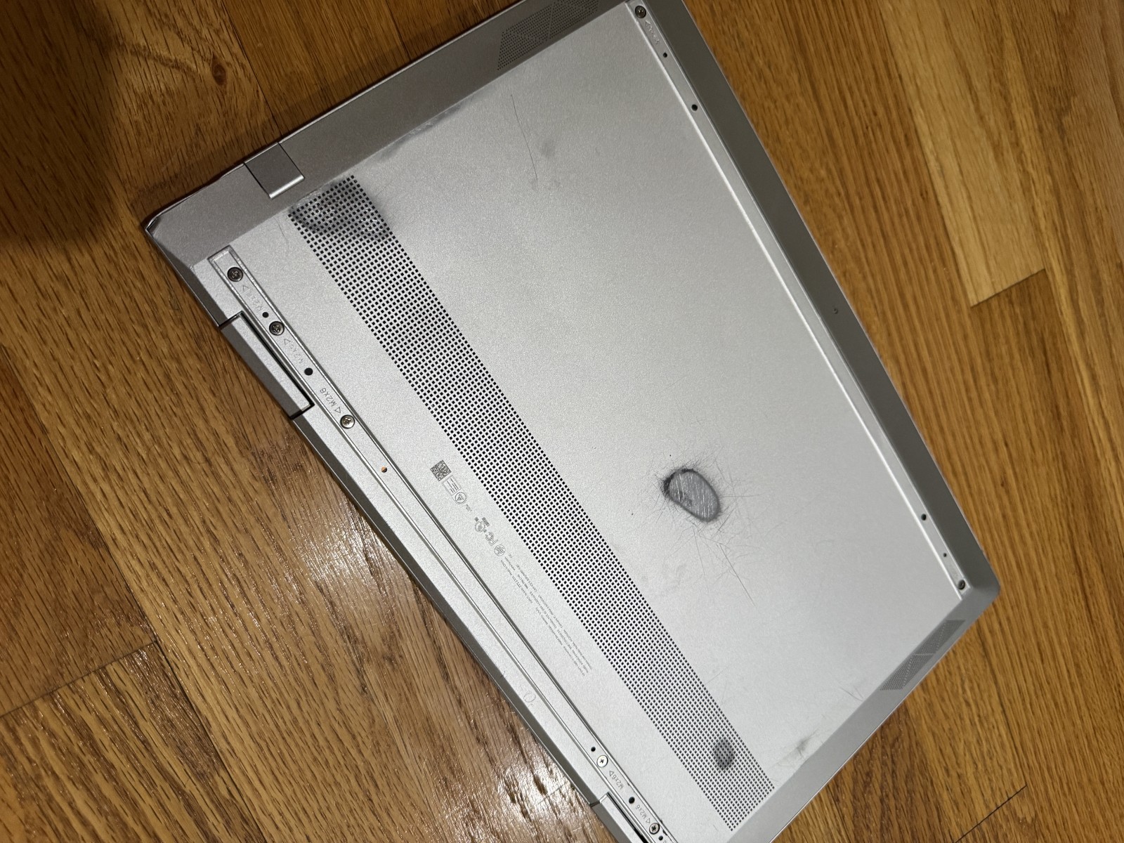 🔥HP ENVY 15.6 inch Hybrid 2-in-1 (512GB SSD, Intel Core i7 10th Gen., 12GB RAM
