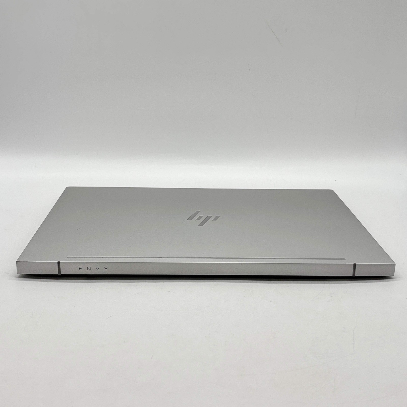Broken HP Envy 13-AQ1076NR 13″ i7-1065G7 1.3GHz 8GB RAM 512GB SSD Read