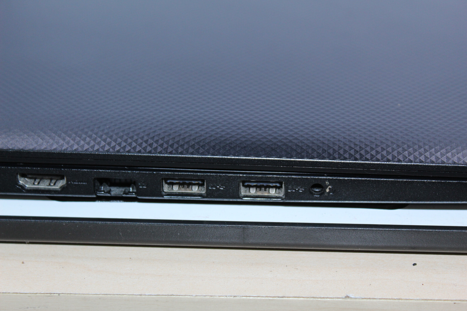 Awesome Dell Vostro 3590 15.6″ i5-10210U 1.60GHz 8GB 256GB SSD Windows 10