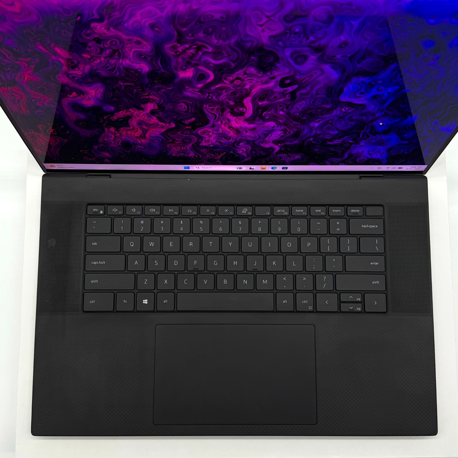 *FAST* Dell XPS 17 – CORE i9 – 64GB RAM – 2TB – NVIDIA RTX 3060 – 4K UHD