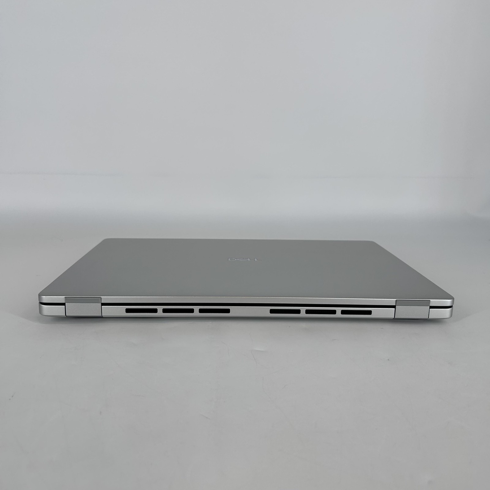 Dell Pro 16 Plus PB16250 Silver FHD+ 2.2 GHz Ultra 7 268V 32GB 1TB SSD Excellent