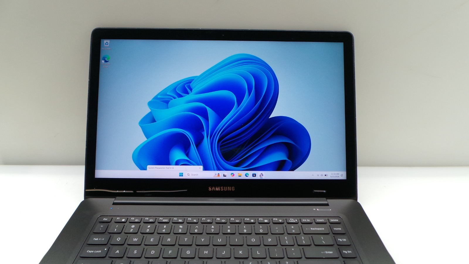 Samsung Notebook NP940Z5L | 15.6″ Touchscreen | i7-6700HQ | 8GB 256GB SSD | W11P