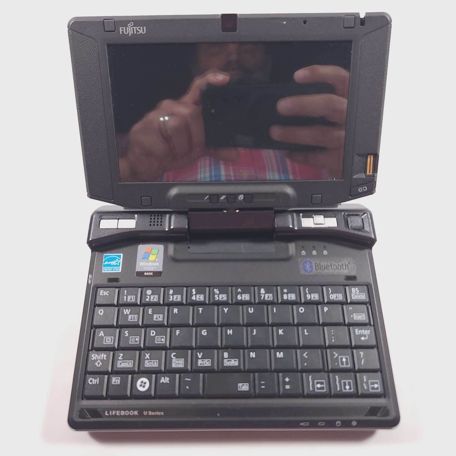 Retro Gaming Laptop Fujitsu U810 Intel 800 MHz 1 GB RAM 35 GB HD Windows XP Pro