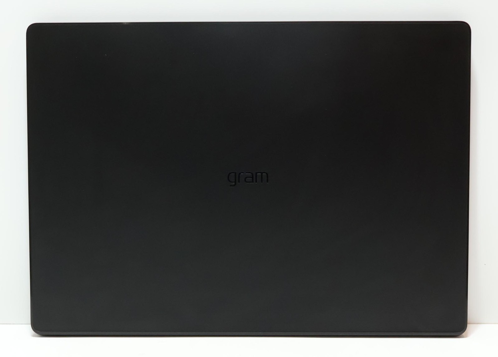 LG gram Book AMD Ryzen AI 7 445 16GB 1TB 16″ Copilot+ PC 16U55U-H.AU77U3