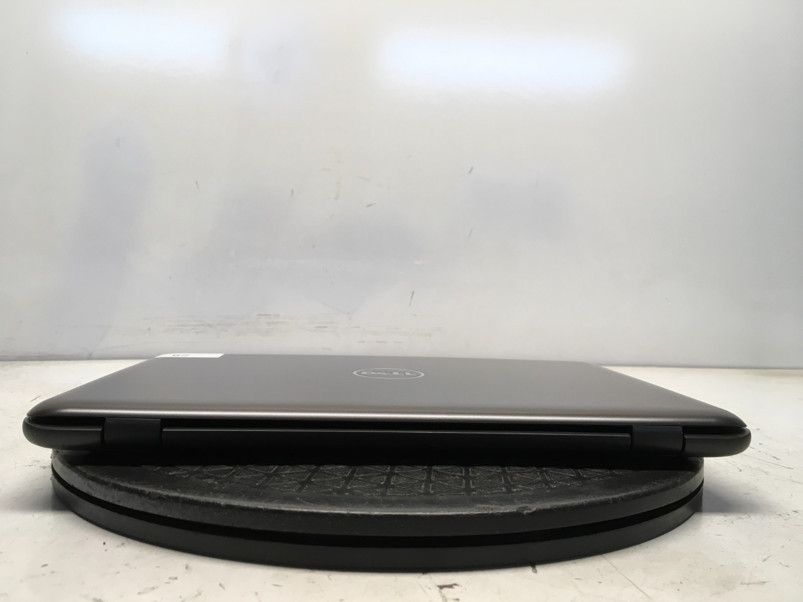 Dell Inspiron 3180 AMD A6-9220E 1600MHz 4 GB NO HDD