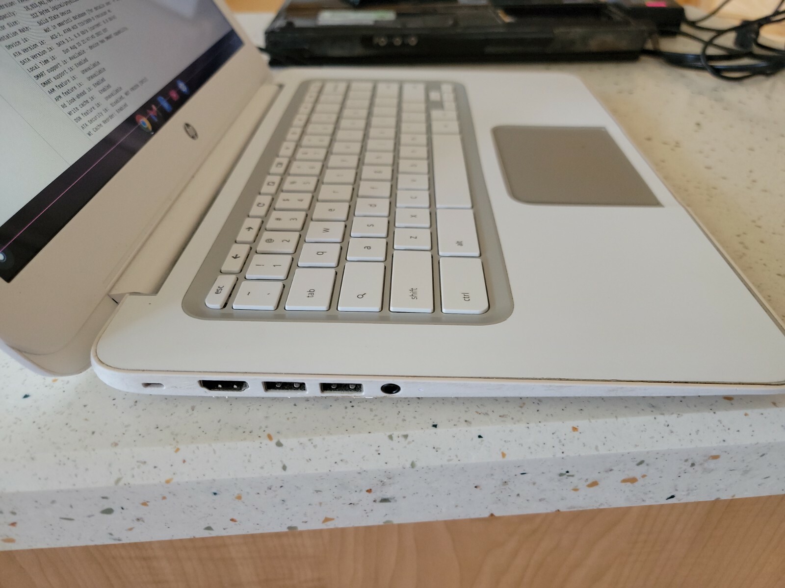 HP Chromebook 14-SMB 14″ Laptop Intel Celeron 2955U @ 1.40GHz 4GB RAM 16GB eMMC