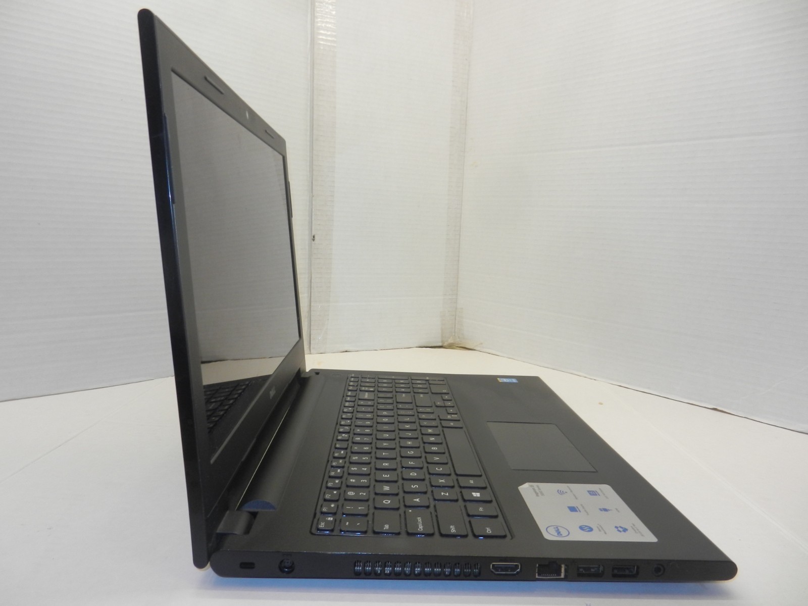 DELL INSPIRON 15-3542 15.6″ CORE I3-4030U@1.9GHZ 8GB RAM 250GB HDD WINDOWS 10