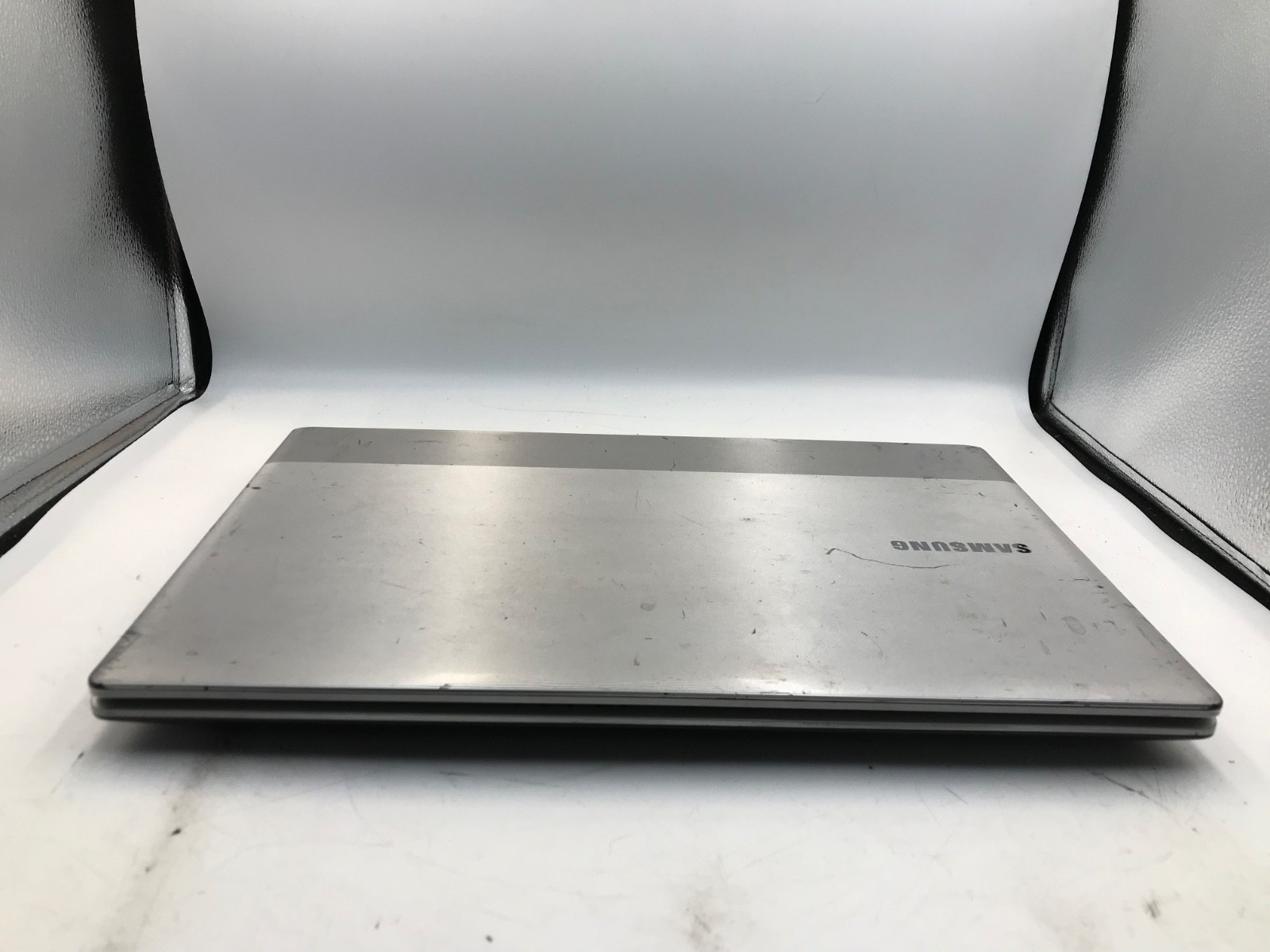 LOT OF 2 Samsung RV511 Intel Core i3-380M 15.6″ -BAD DISPLAYS- MZ