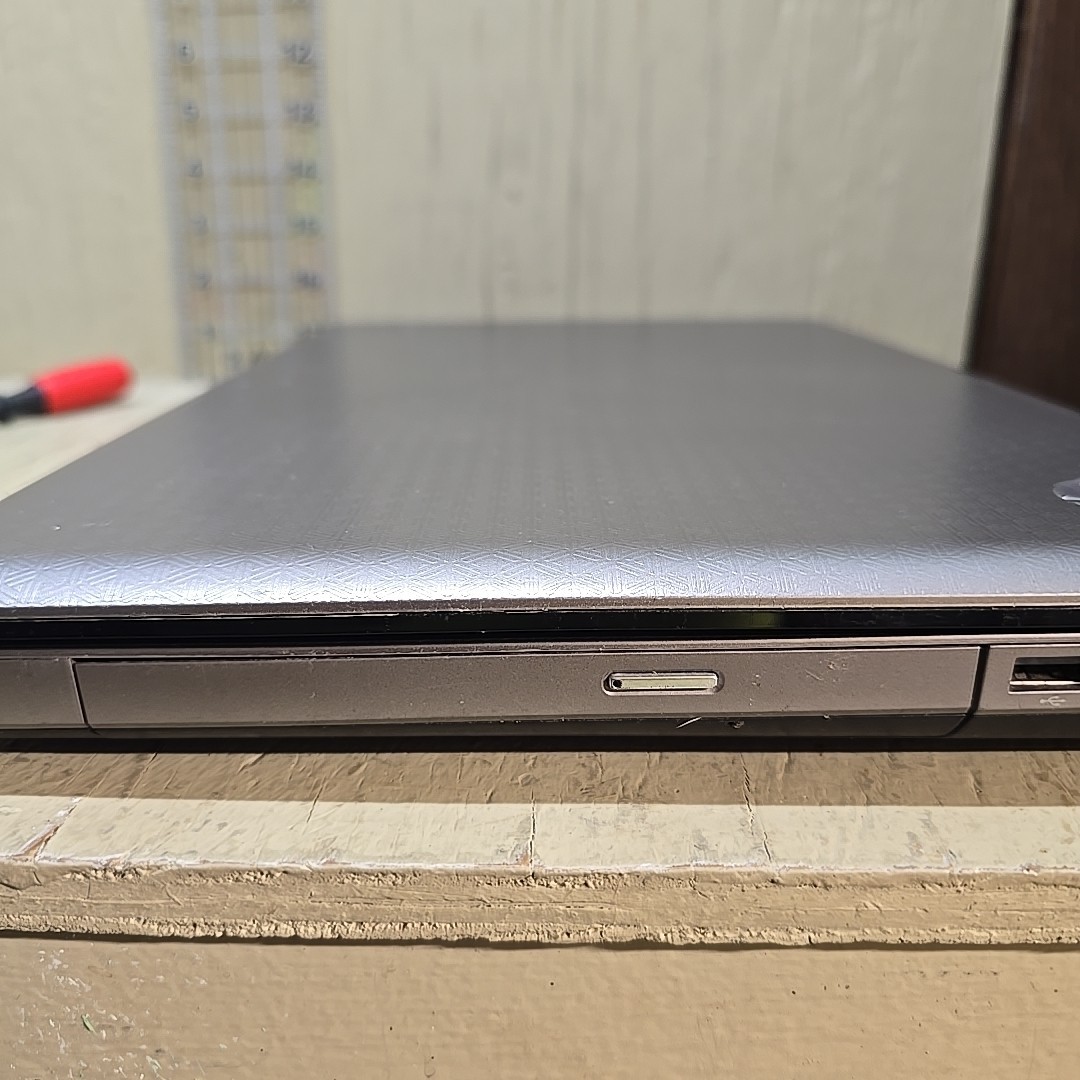 HP G62-225DX Laptop Pentium 2GB RAM No HDD No Battery No Power Parts Repair
