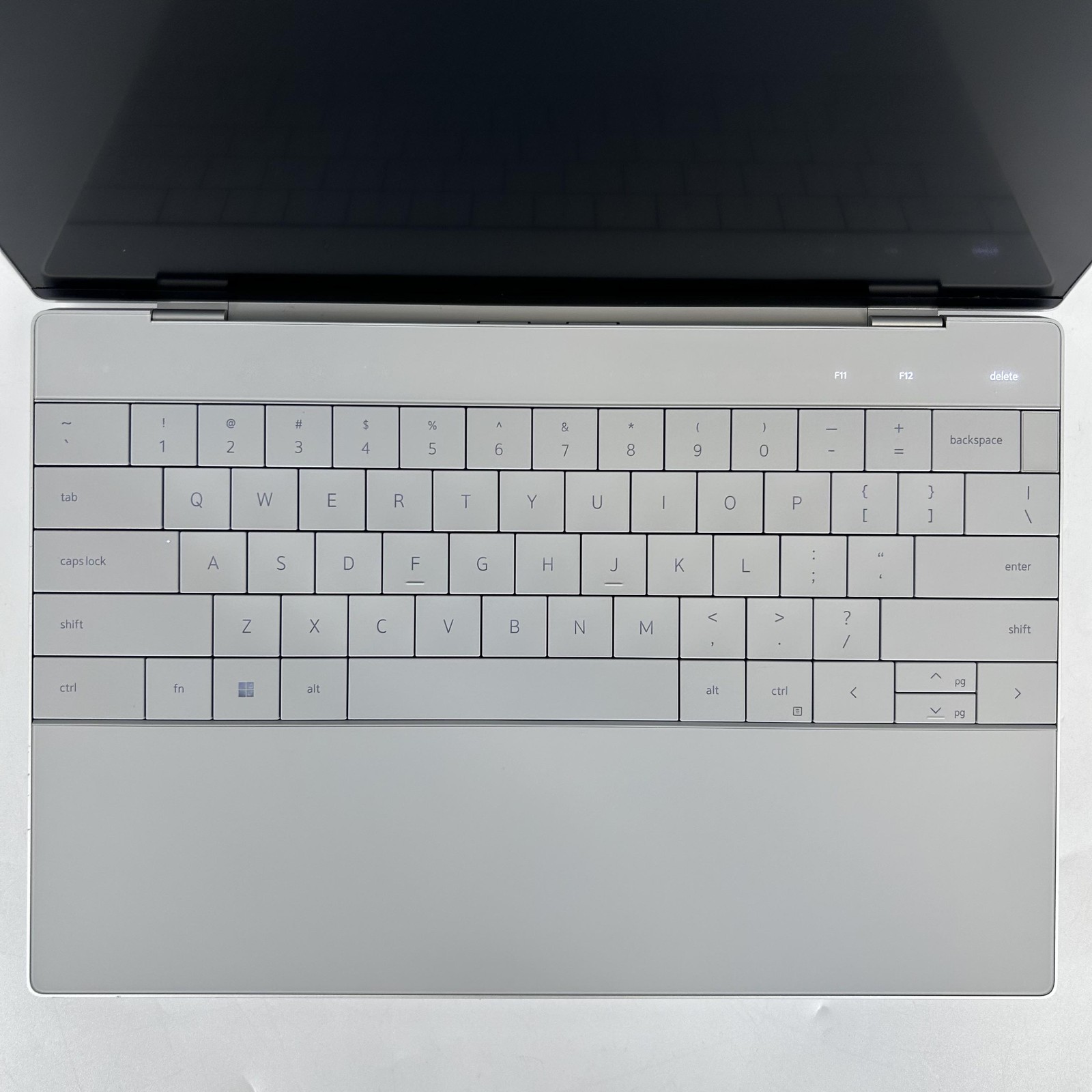 Dell XPS 13 Plus 9320 FHD+ 1.7 GHz i5-1240P 8GB RAM 512GB WATER DAMAGED SCREEN