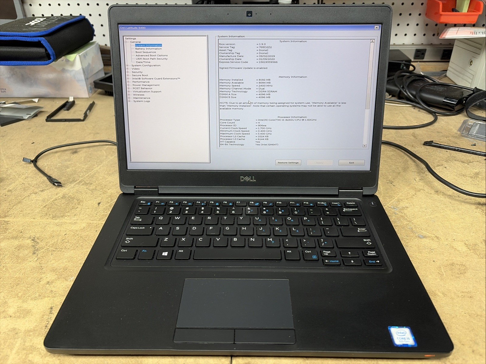 Dell Latitude 5490 14″ FHD i5-8250u 8GB RAM No OS/SSD