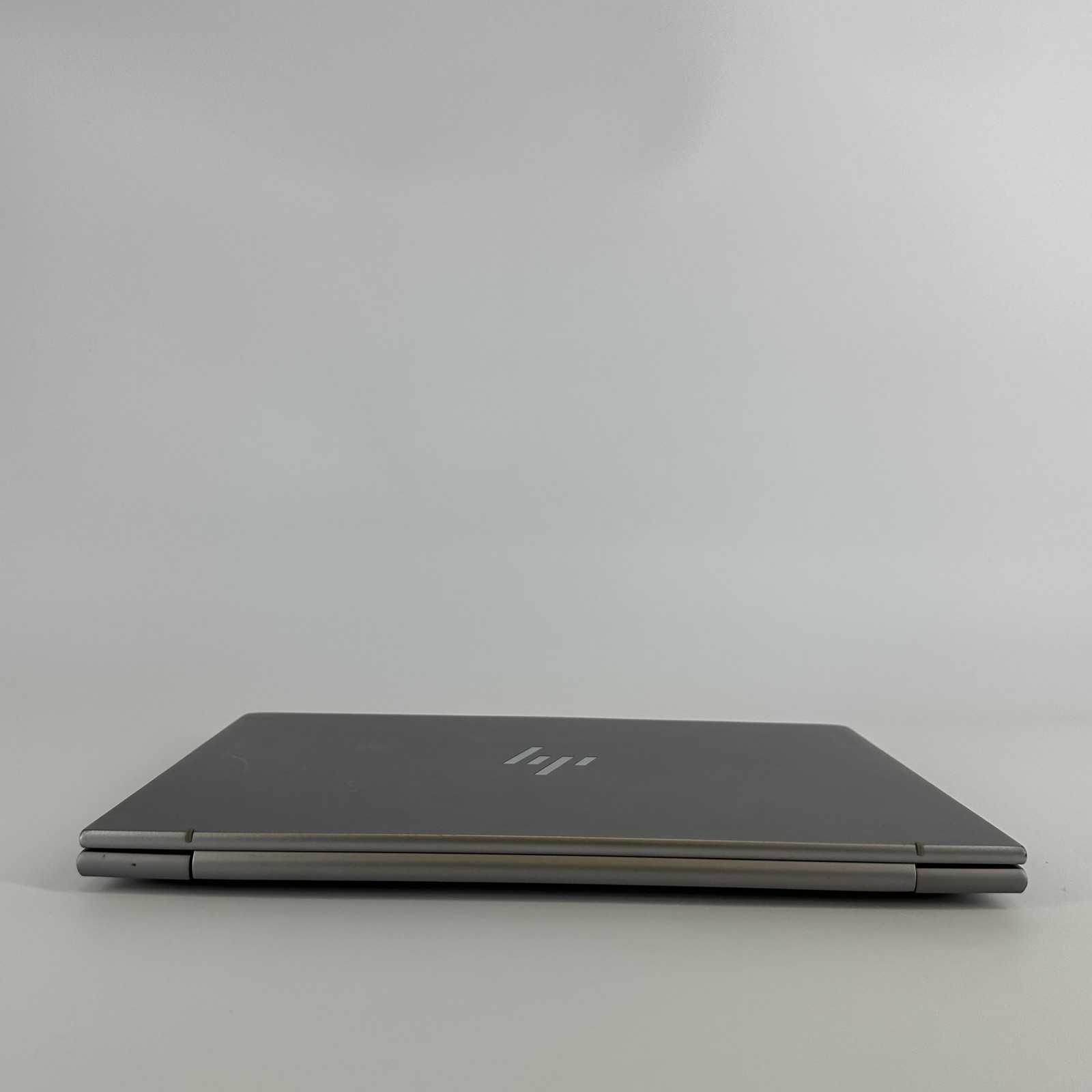 HP ZBook Firefly 14 G10 FHD+ 1.9 GHz i7-1370P 16GB 512GB SSD Good – BEZEL SPLIT