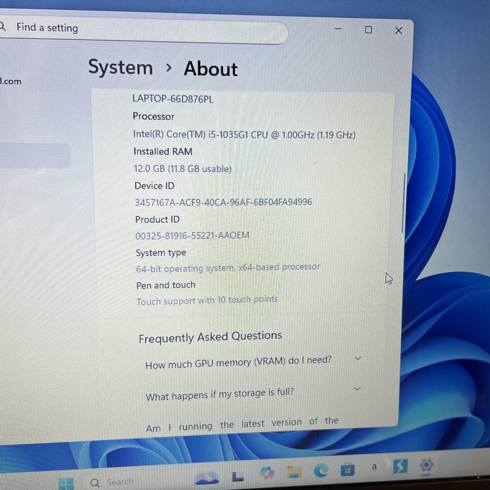 HP 15-da3016cy Laptop i5-1035G1 1.00Ghz, 12GB Ram, 2TB HDD, Windows 11 Home