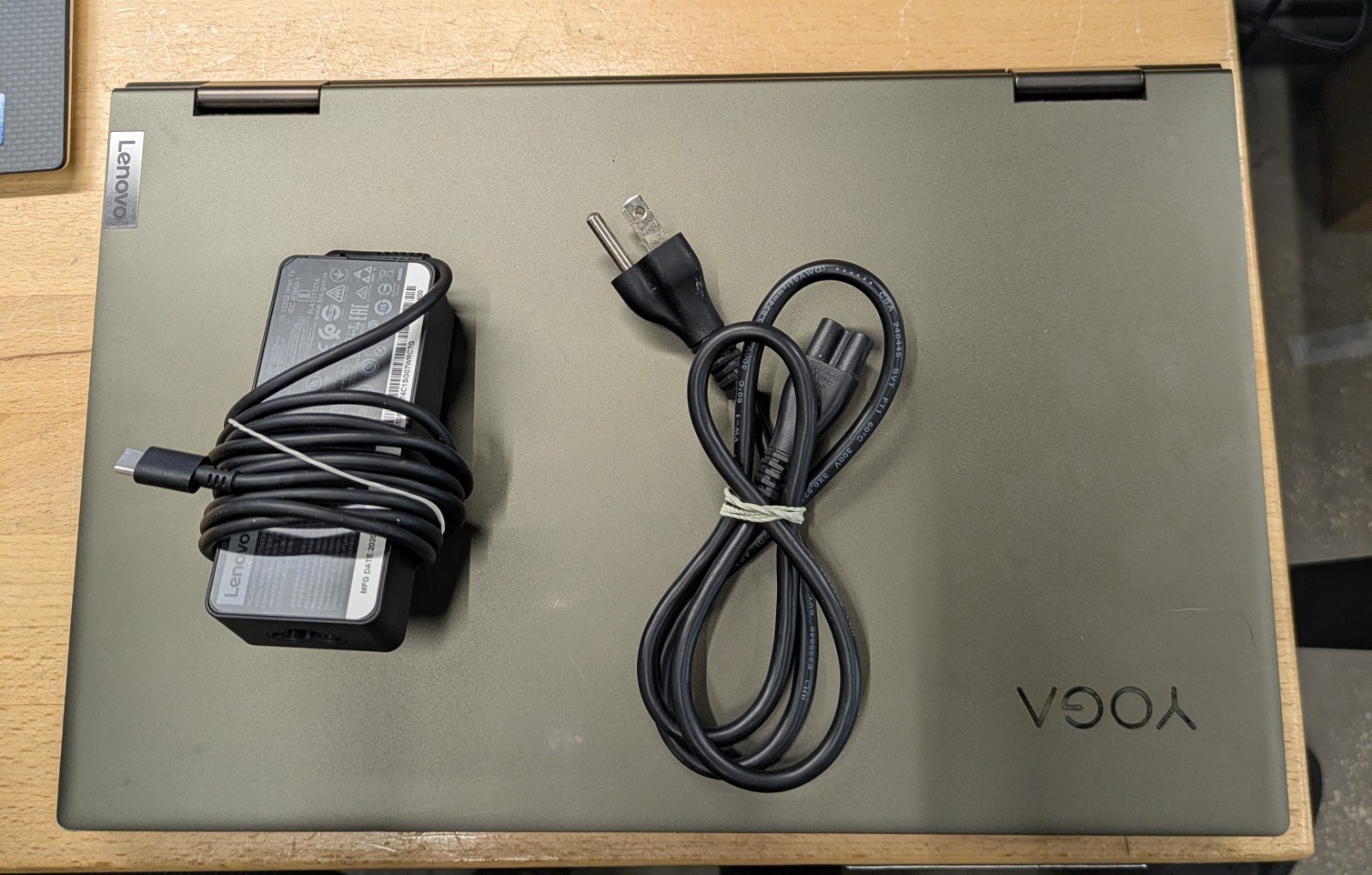 Lenovo Yoga 7 | Intel Core i7 | 12GB RAM | 512GB | 15.6″ | SEE DESCRIPTION