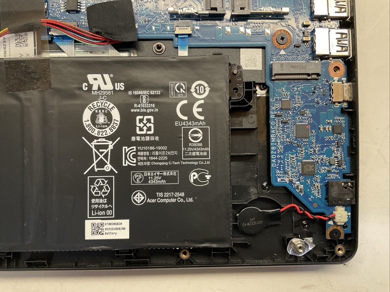 Acer TravelMate P214-52 Laptop | Intel Core i7-10510U (P15)