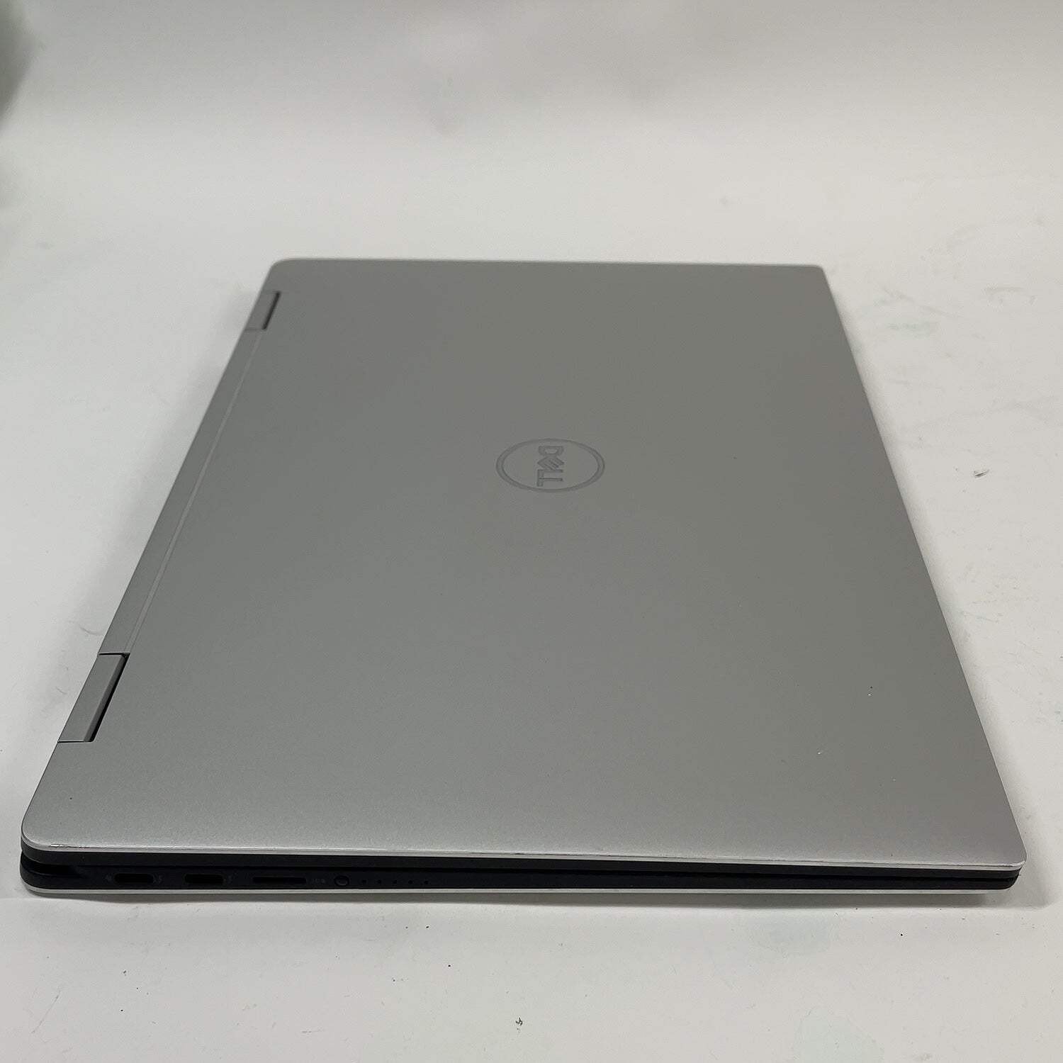 Dell XPS P73F 15.6″ i7-8705G 3.1GHz 16GB RAM 256GB SSD
