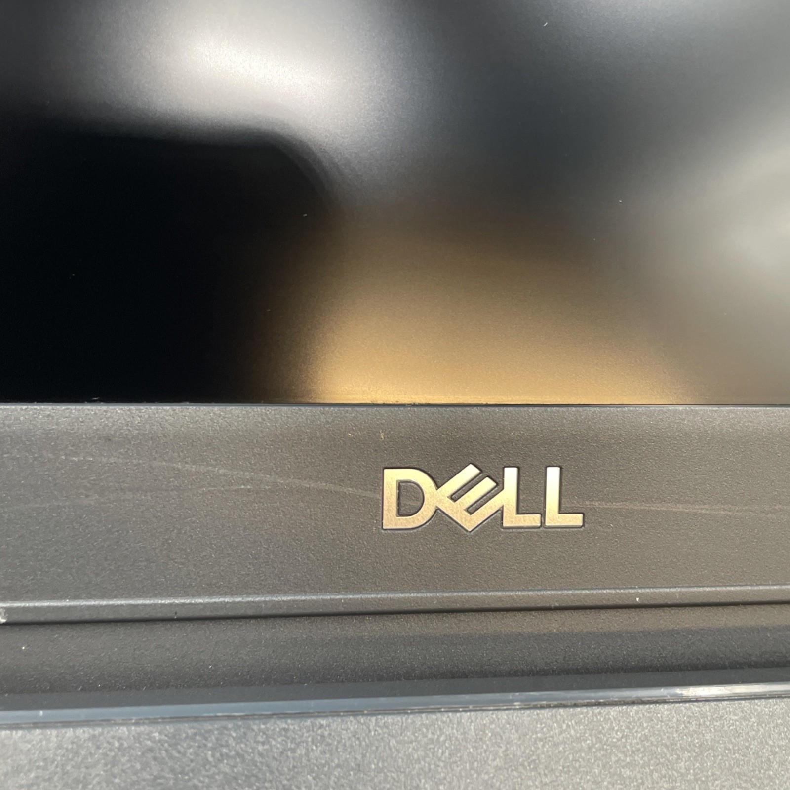 Dell Latitude 3410 | i5-10210U | 8GB RAM | NO DRIVE | NO OS | 34% BATTERY