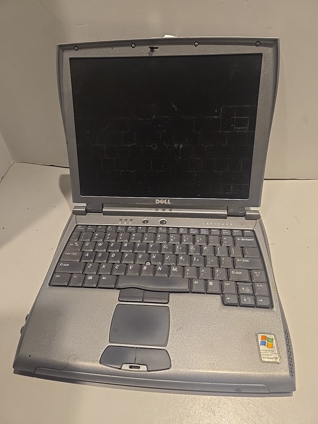 Dell Latitude C400 Pre-owned Not Tested Parts Only