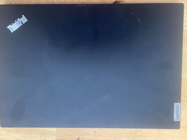 Lenovo ThinkPad e14 2nd gen. 11th gen i5 processor 4gb RAM no storage. No power