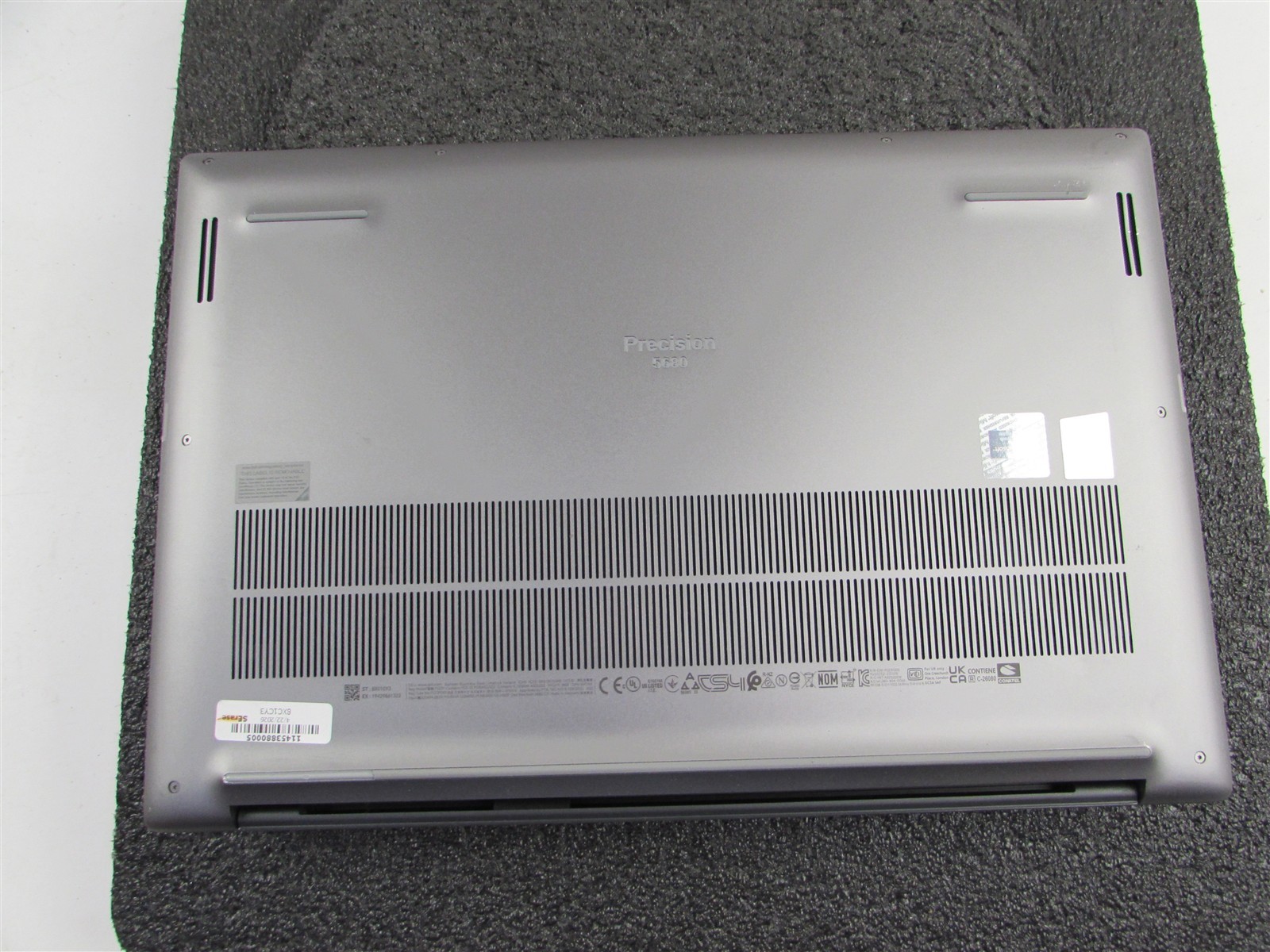 DELL PRECISION 5680 FHD I7-13800H 512GB SSD 32GB RAM WIN 11 PRO NVIDIA RTX A1000
