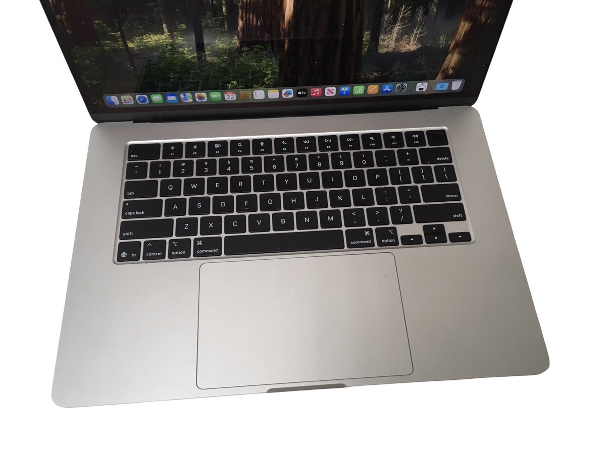 APPLE MACBOOK AIR 15″ M4 1TB SSD 24GB RAM A3241 MACOS SEQUOIA 16 CYC (EPJ033500)