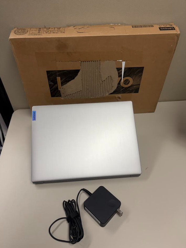 Lenovo IdeaPad 3 i3-1115G4 4GB 128GB BT5 WiFi6 14F W11 81X700FGUS (Used Good)