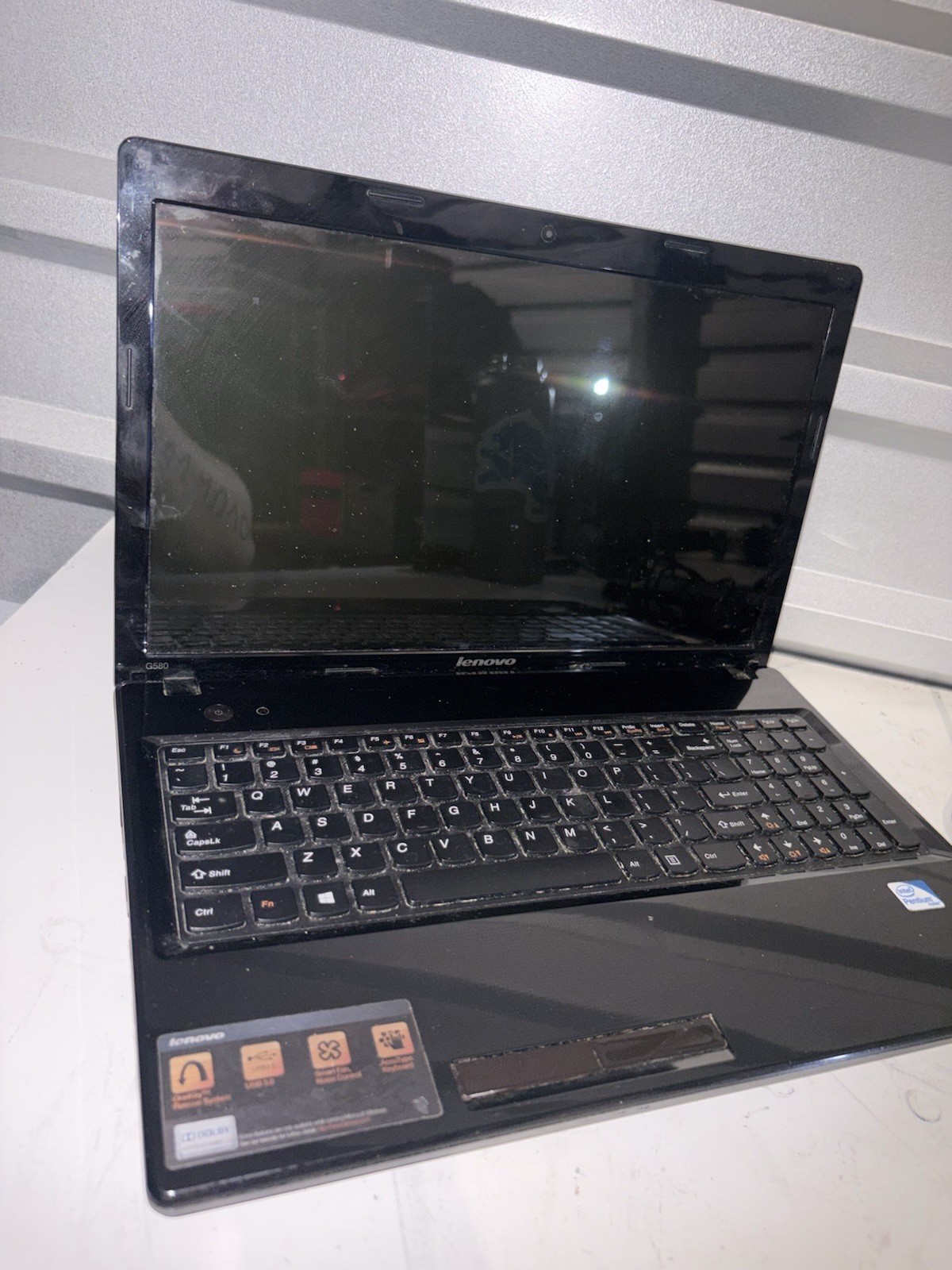 Lenovo G580 20150 i5-3210M 8GB 960GB HDD Intel Integrated W/ Charger (READ DESC)
